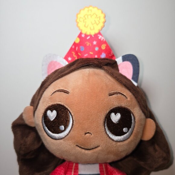 Gabby’s Dollhouse, Celebration Series 9-Inch Gabby Girl Plushies - Picture 2 of 6